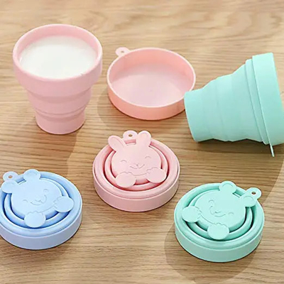 良い価格 Multisceneのシリコーンの台所プロダクト旅行折りたたみのコップ170ml オンライン