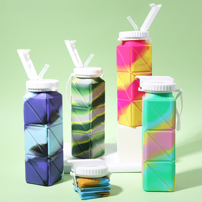 プリーク・プルーフ 折りたたむ食品級 BPAフリー シリコン 旅用ボトル 620ml ジム ウォーキング スポーツ キャンプ 学校