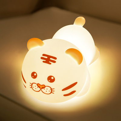 良い価格 可愛いタイガー シリコン ナイトライト LED 新品 ランプ 3 レベル 調節可能 幼稚園 ナイトライト USB 再充電可能 タイム スリープランプ オンライン