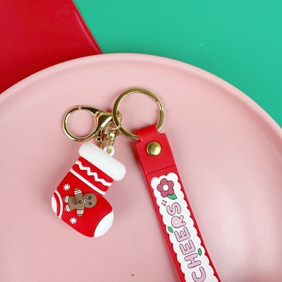 良い価格 可愛いクリスマスのシリコンバッグ ペンダントキーチェン 柔らかいカワイイ 車用キーチェン 女性用 男性用 クリスマス 誕生日 子供用 ギフト オンライン