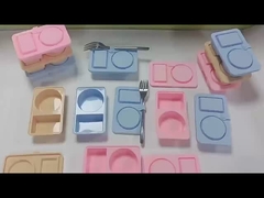 食事の準備が簡単になりました! 蓋付きの3パックシリコンスナック容器